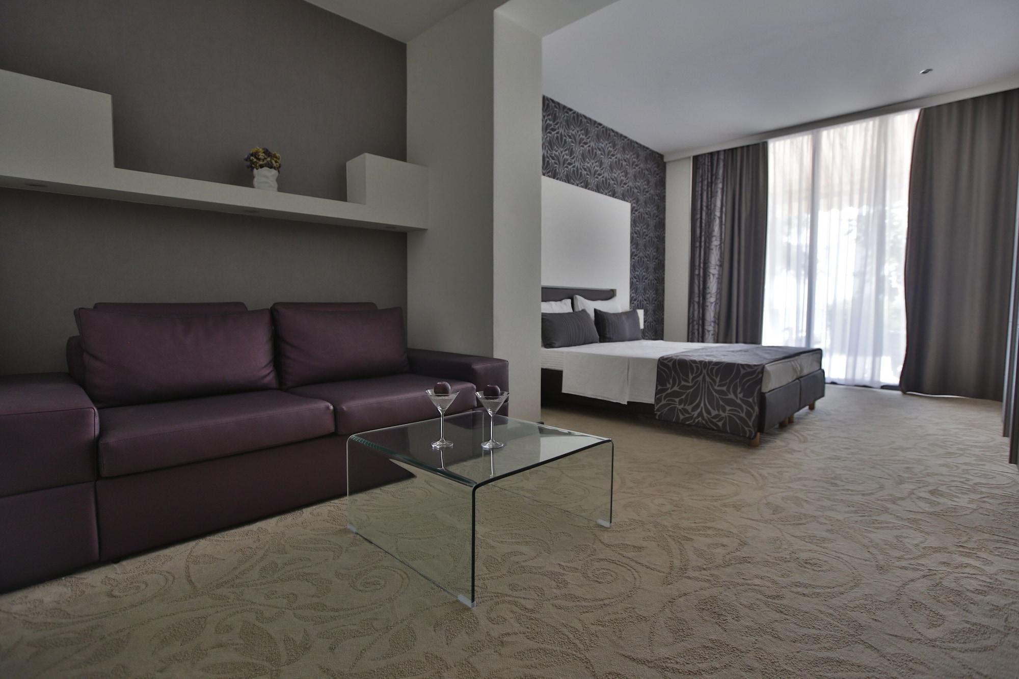 Beach Hotel Split Подстрана Екстериор снимка