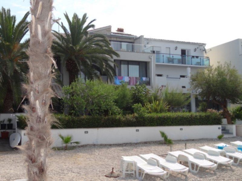 Beach Hotel Split Подстрана Екстериор снимка