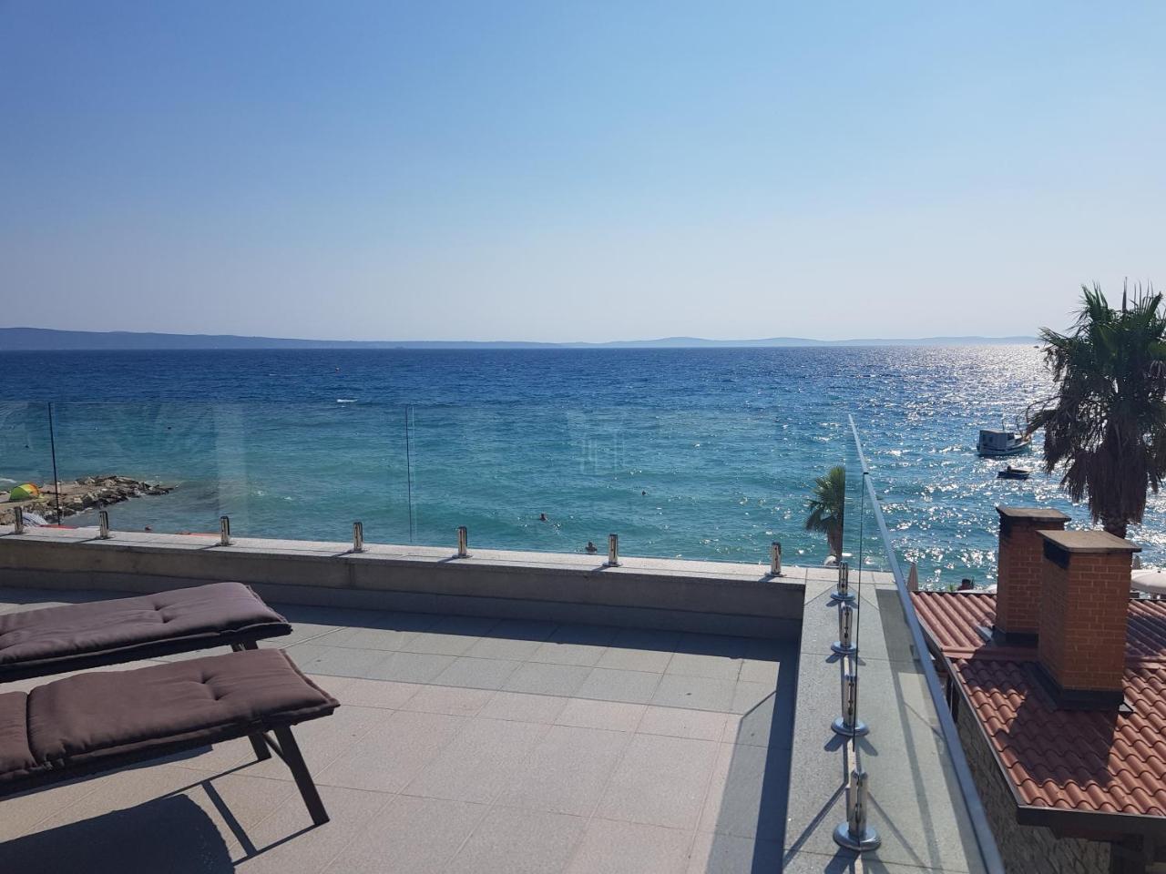 Beach Hotel Split Подстрана Екстериор снимка