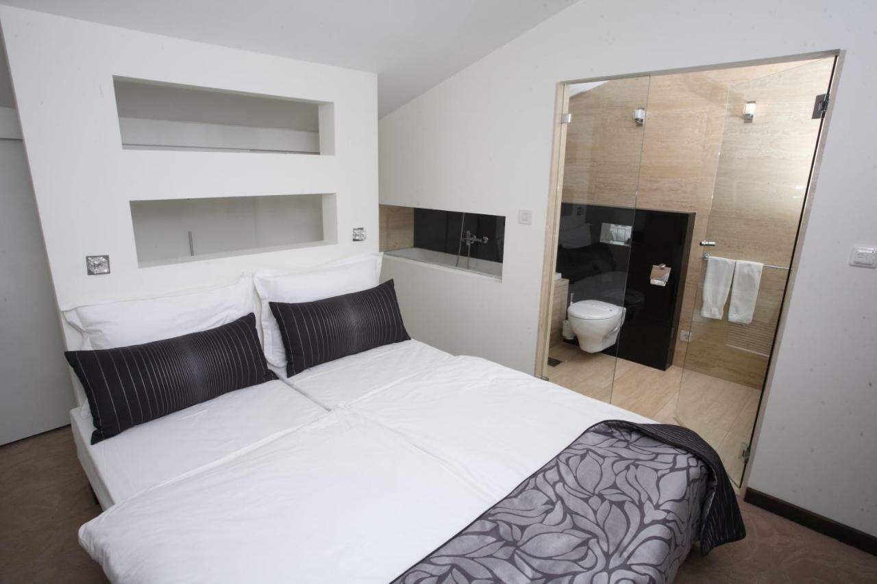 Beach Hotel Split Подстрана Екстериор снимка