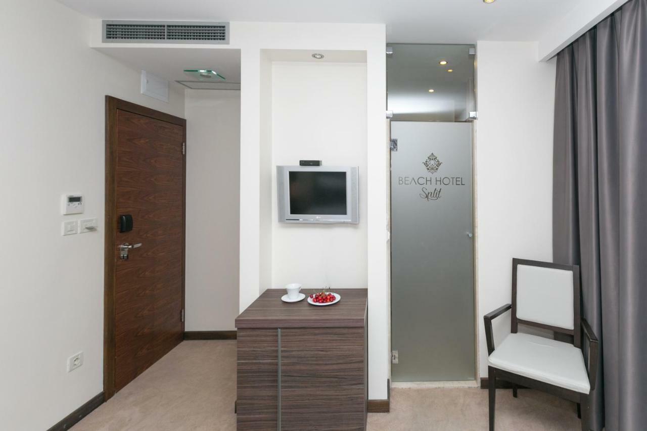 Beach Hotel Split Подстрана Екстериор снимка