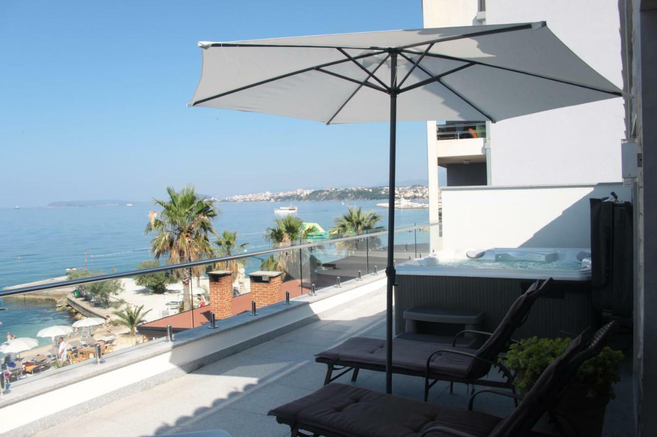 Beach Hotel Split Подстрана Екстериор снимка